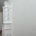Каминная топка Астов ПС 3865 в облицовке изразцами белого цвета коллекции Неоготика.